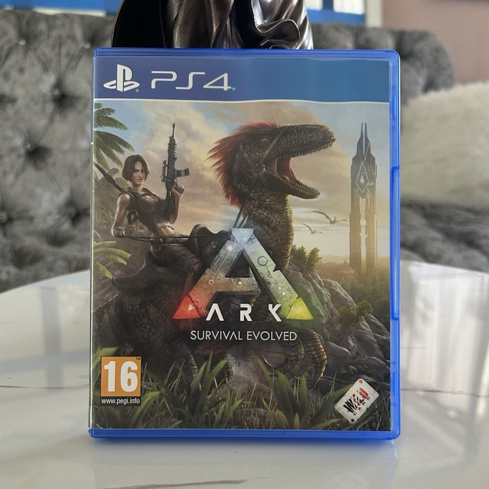 ARK: Survival Evolved PS4 PAL PEGI 16 (2017) Survival Action-Adventure Online
