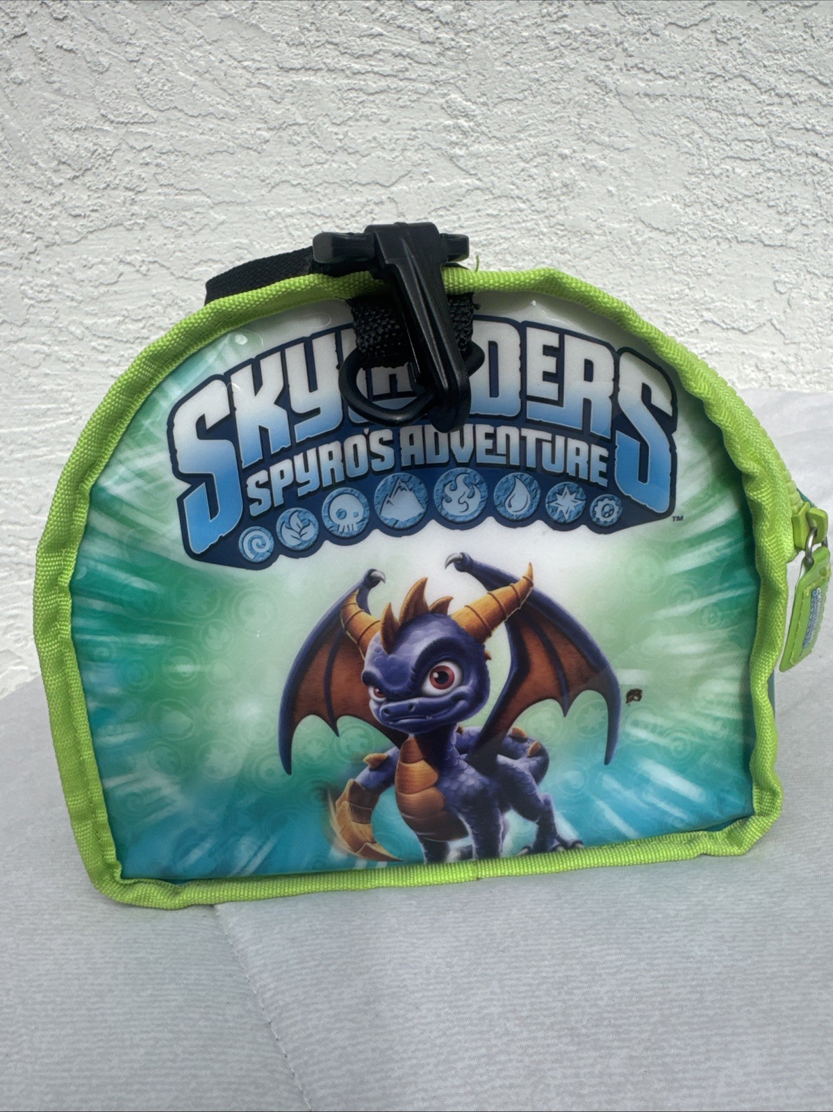 Spyro’s Adventure Skylanders Bag w/ 20 Skylander Figures