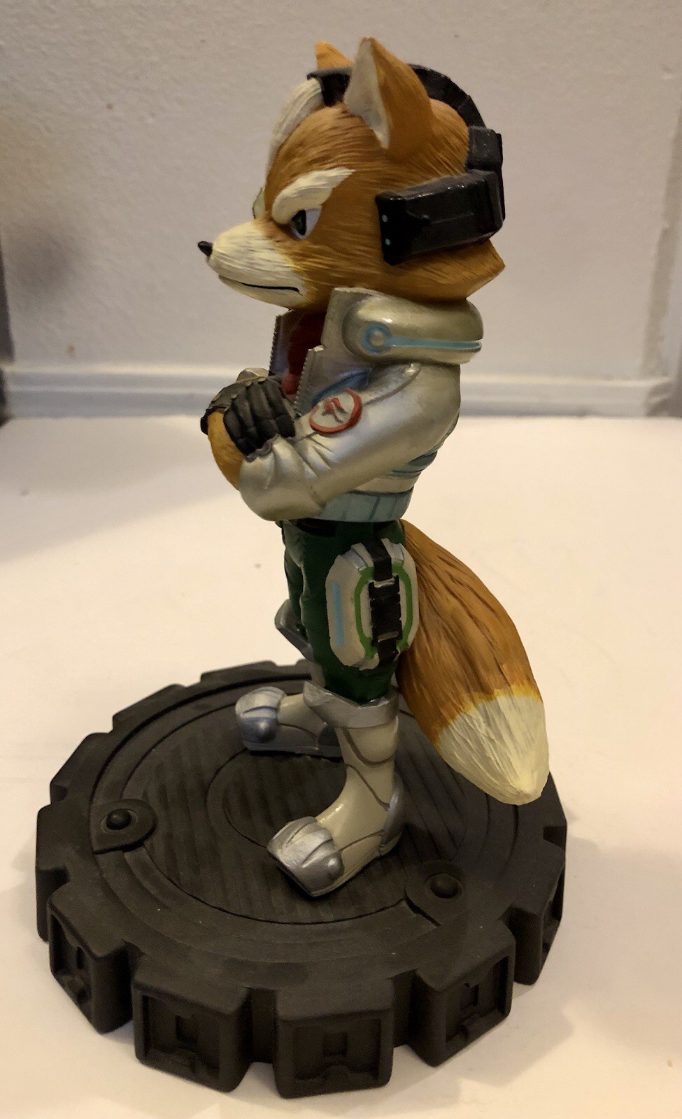 Star Fox Zero – Fox McCloud 8″ Resin Stone Statue – Nintendo – Power A Rare!
