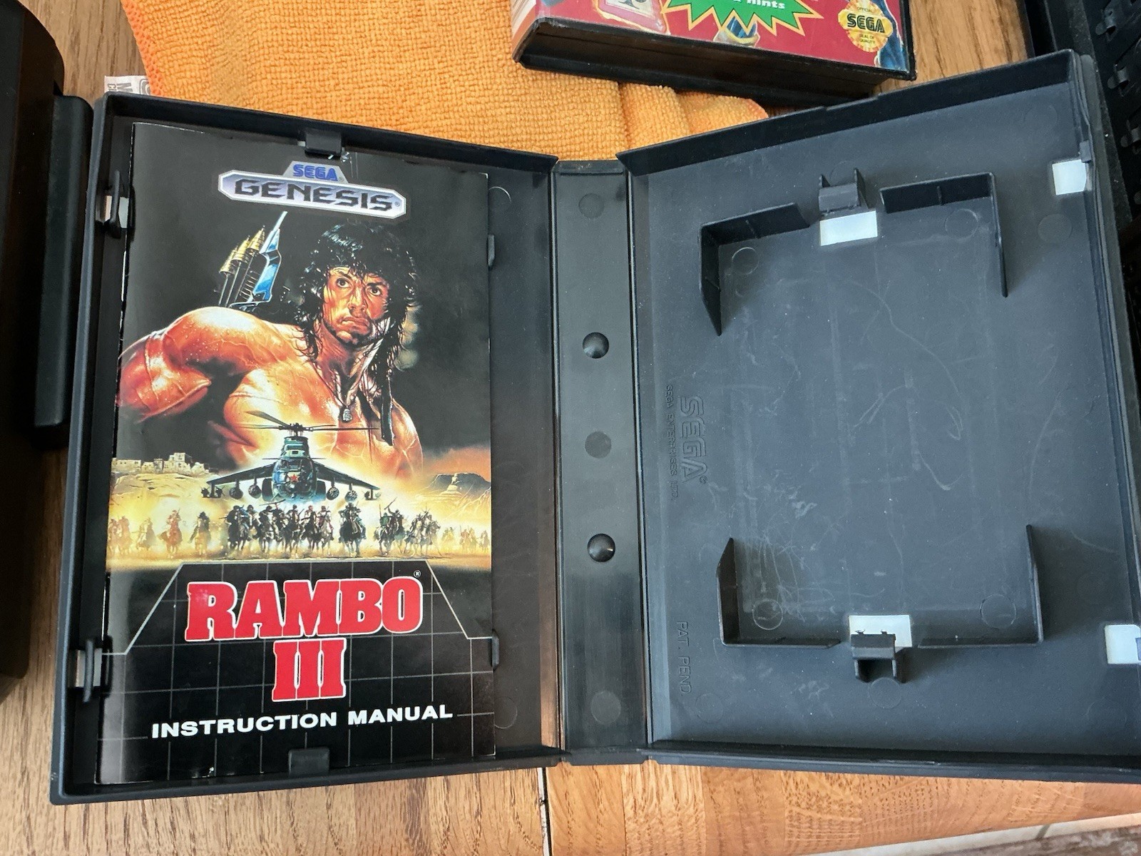 SEGA GENESIS RAMBO 3 COMPLETE IN BOX CIB RARE AUTHENTIC Tested Works