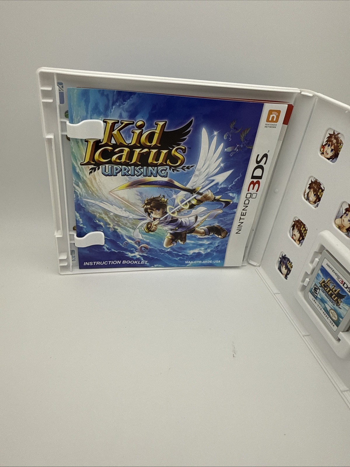 Kid Icarus: Uprising (Nintendo 3DS, 2012) Authentic Complete CIB Tested