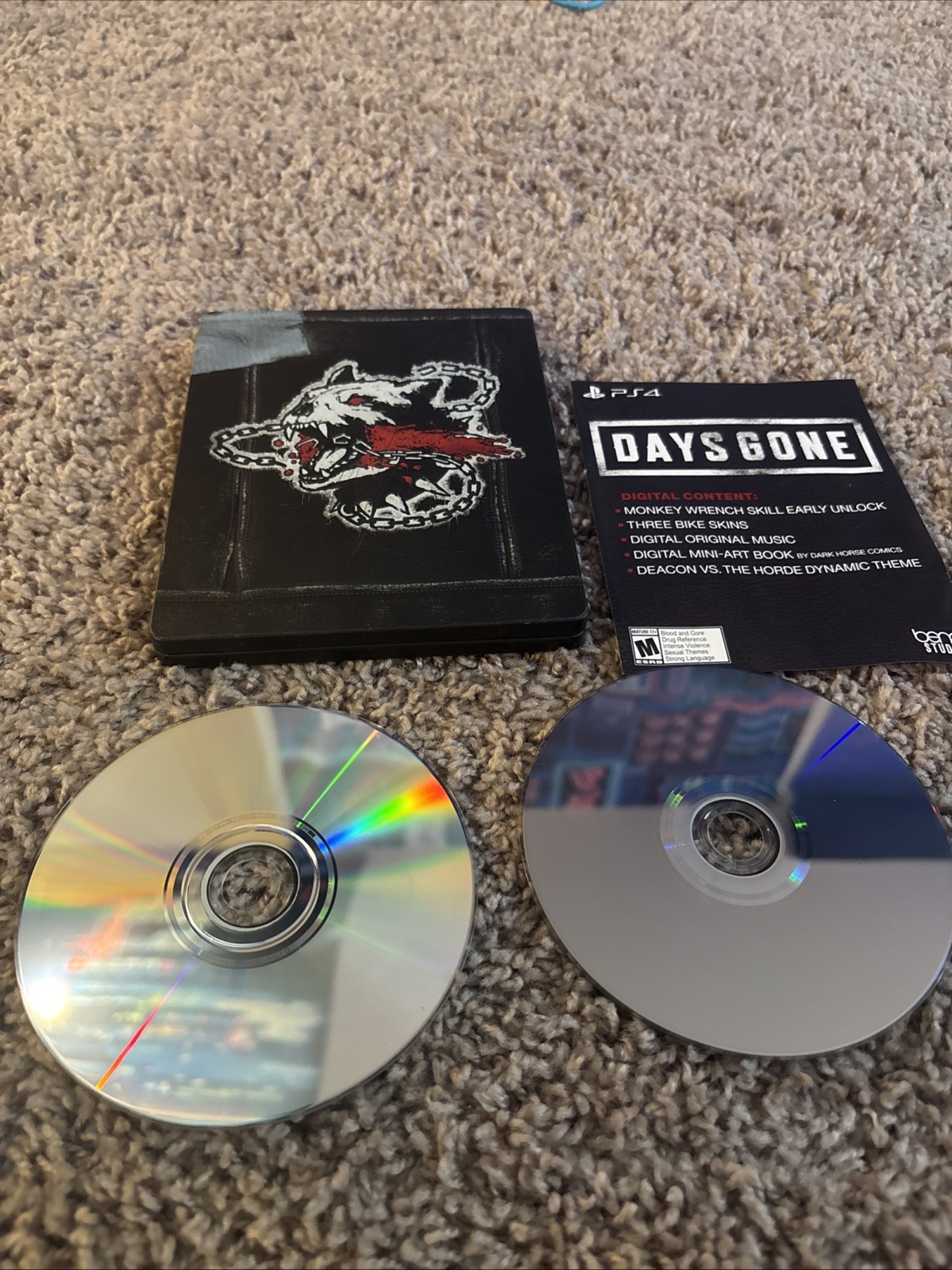 Days Gone SteelBook Edition (Sony PlayStation 4) + Game & Music CD
