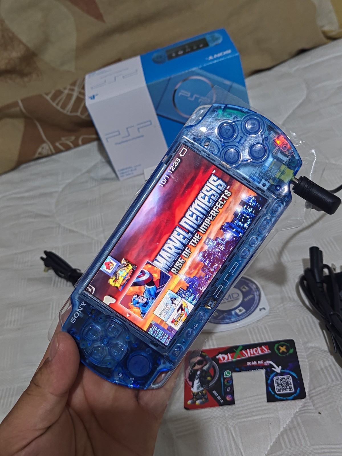 Sony PSP transparent blue with 32 GB plus games plus USB-C adapter NEW