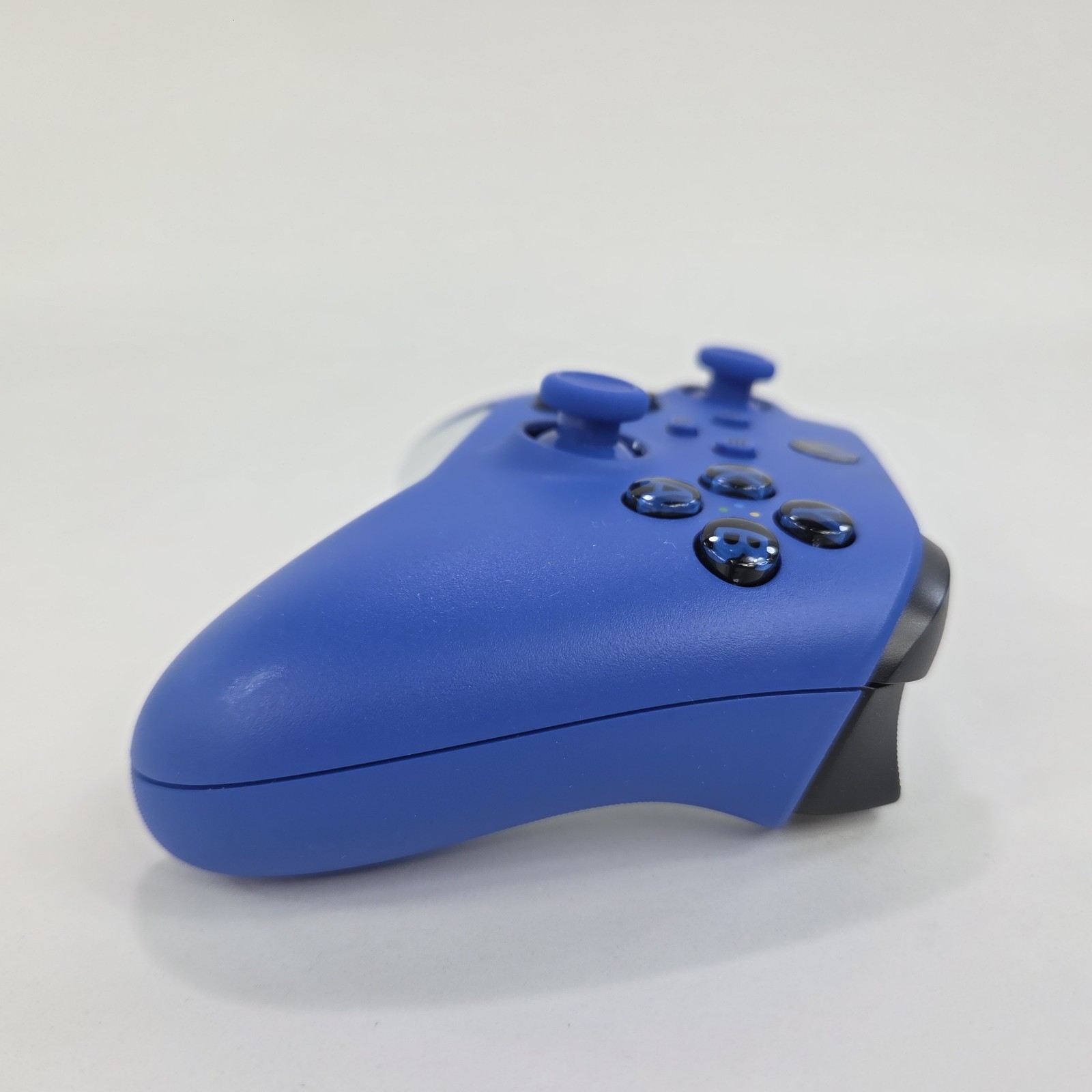 Microsoft Xbox Wireless Controller For Xbox One, Series X/S, PC – Shock Blue