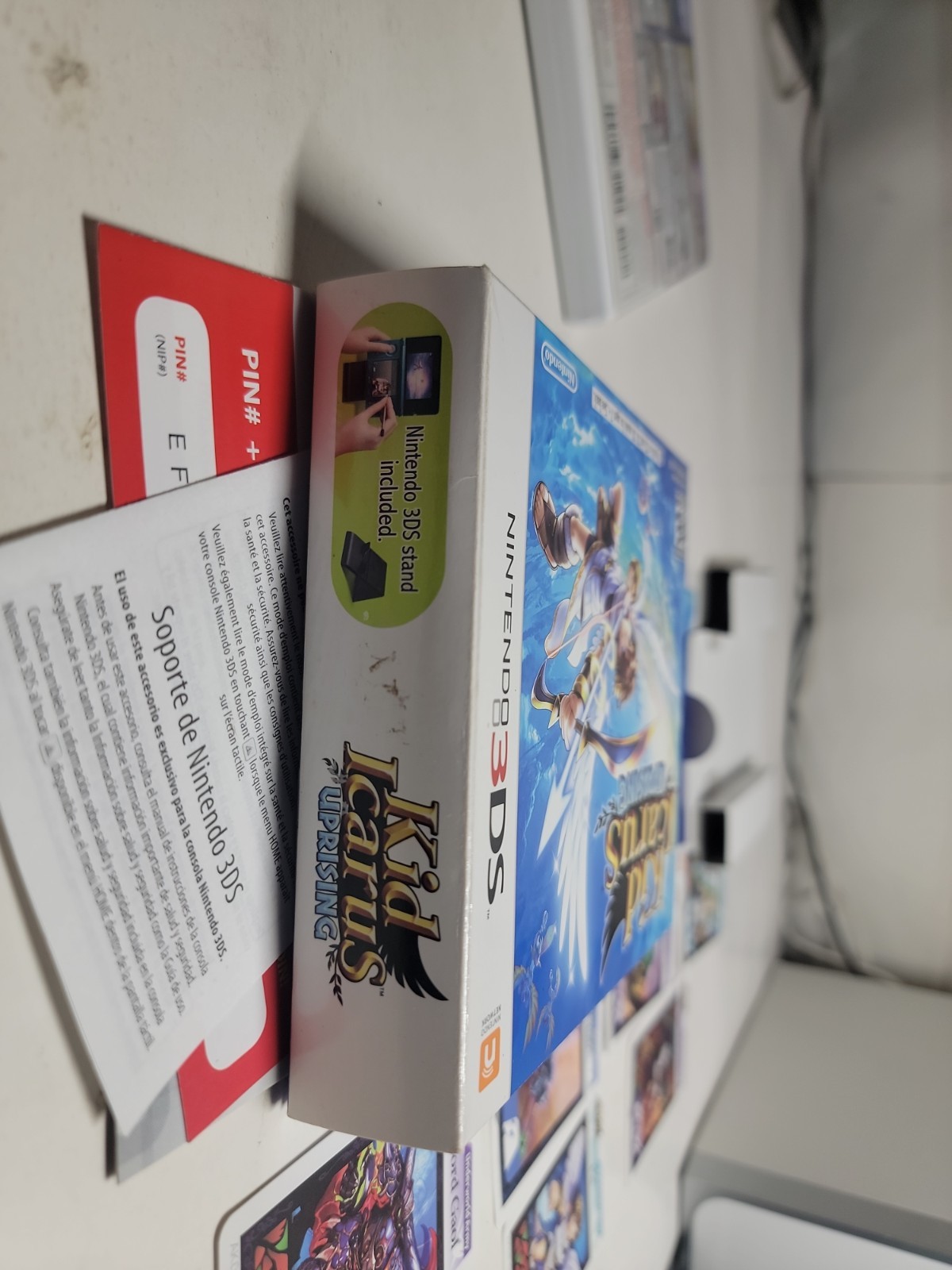 Kid Icarus Uprising Nintendo 3DS 2012 CASE & MANUAL, Box – No Game or AR Cards