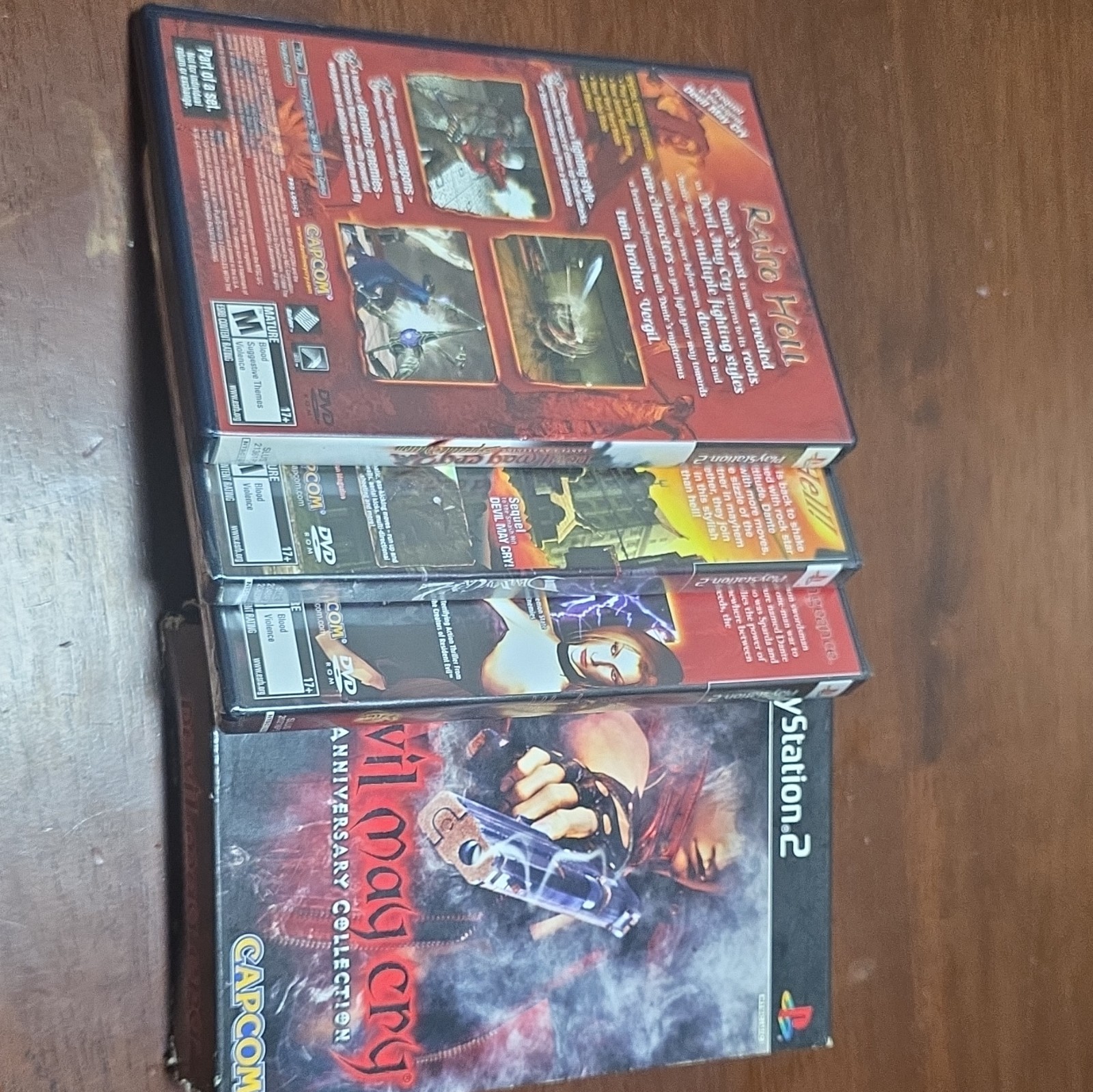 Capcom Devil May Cry 5th Anniversary Collection PS2 NTSC-U/C (US/Canada) 2006
