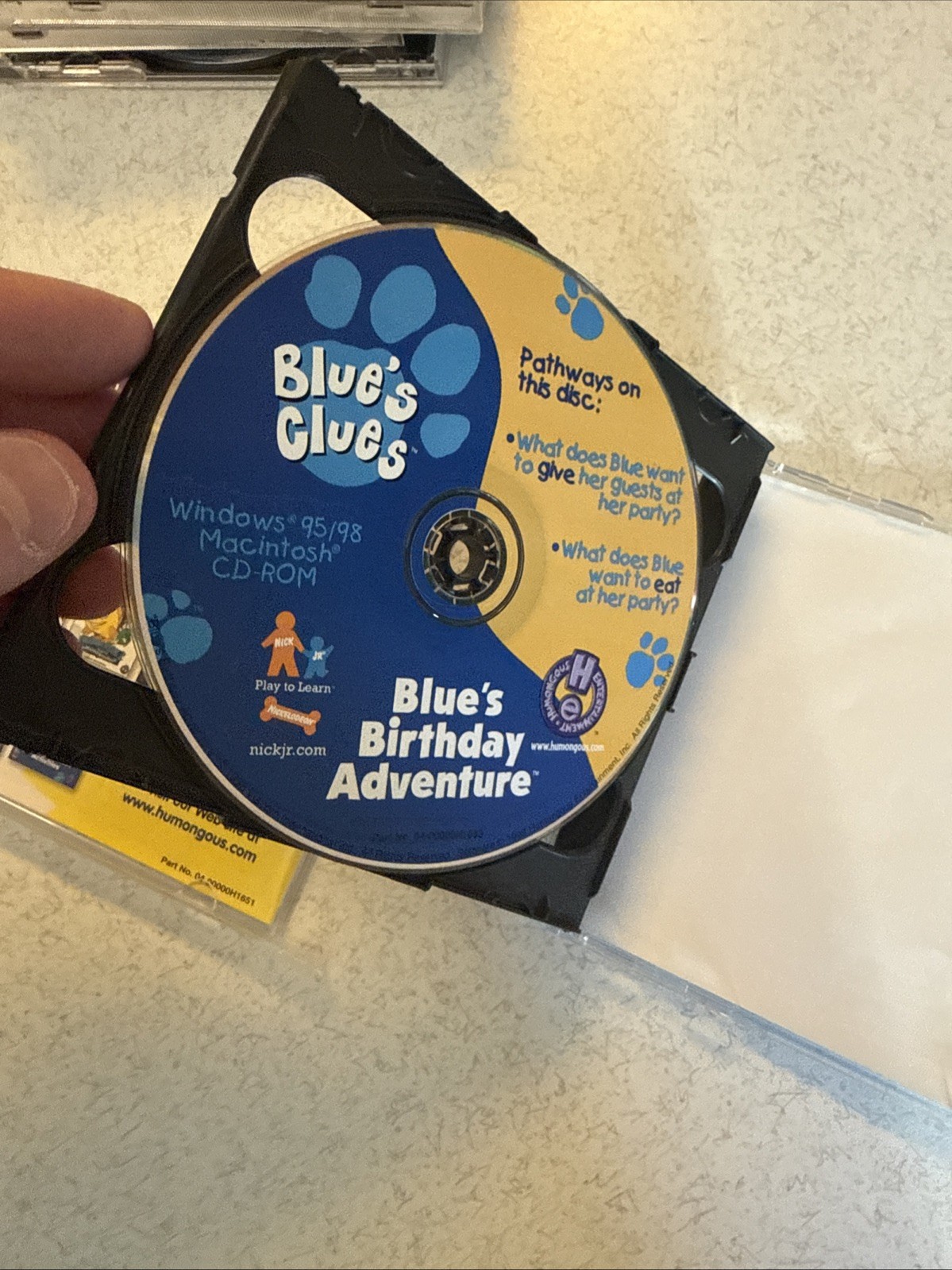Vintage Blue’s Clues: Blue’s Birthday A Learning Adventure Windows/Mac 98 2 Disc