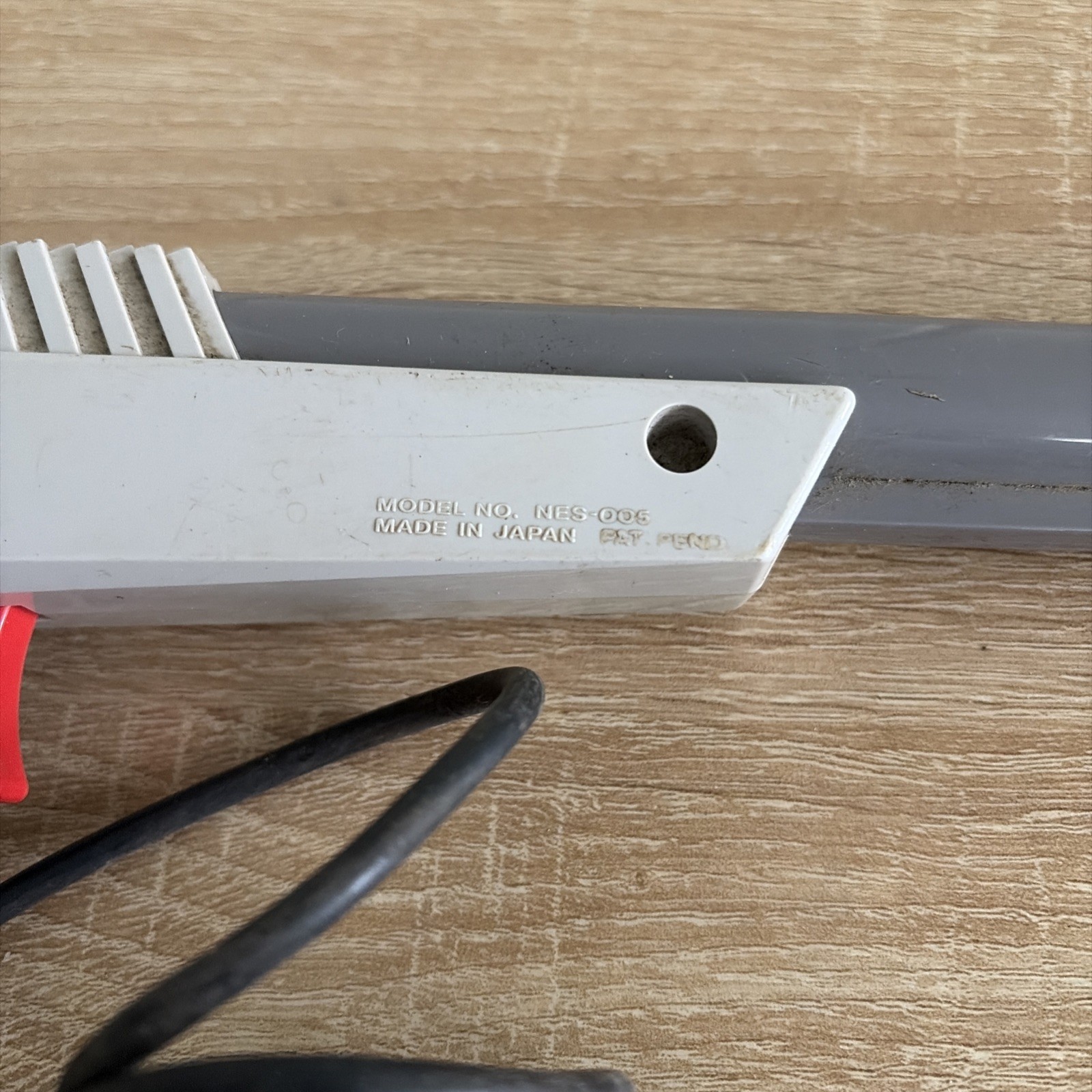 Nintendo NES Zapper Light Gun Gray Controller OEM Original 1985 Gray Used