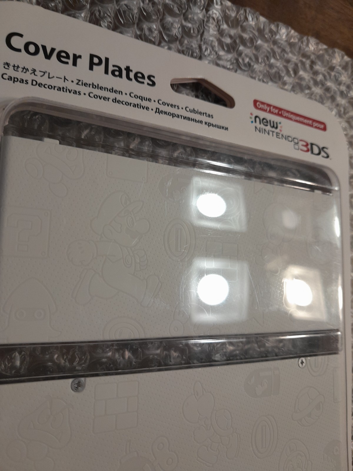 New Nintendo 3DS Kisekae Cover Plates No.023 – Mario Embossed White