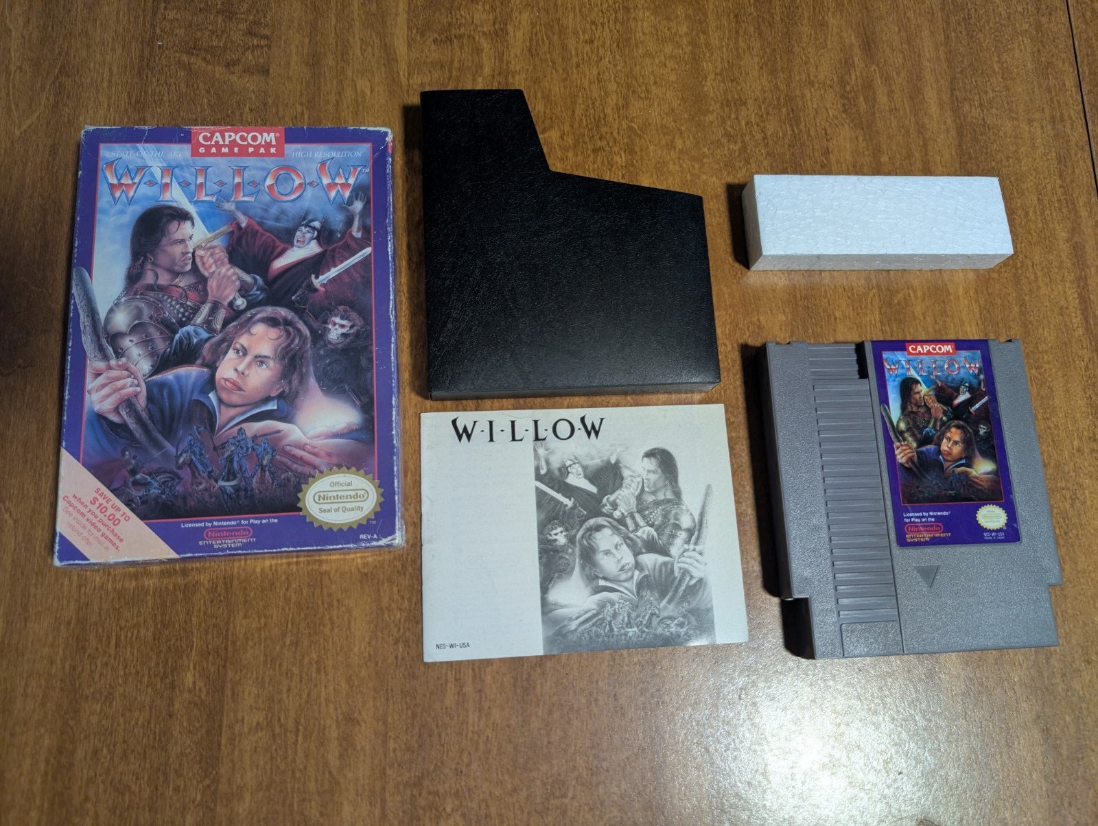 Willow CIB COMPLETE (GAME/BOX/MANUAL) (Nintendo Entertainment System, 1989)