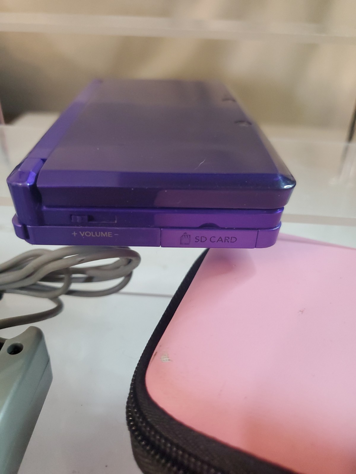 Purple Nintendo 3DS w Charger and Case