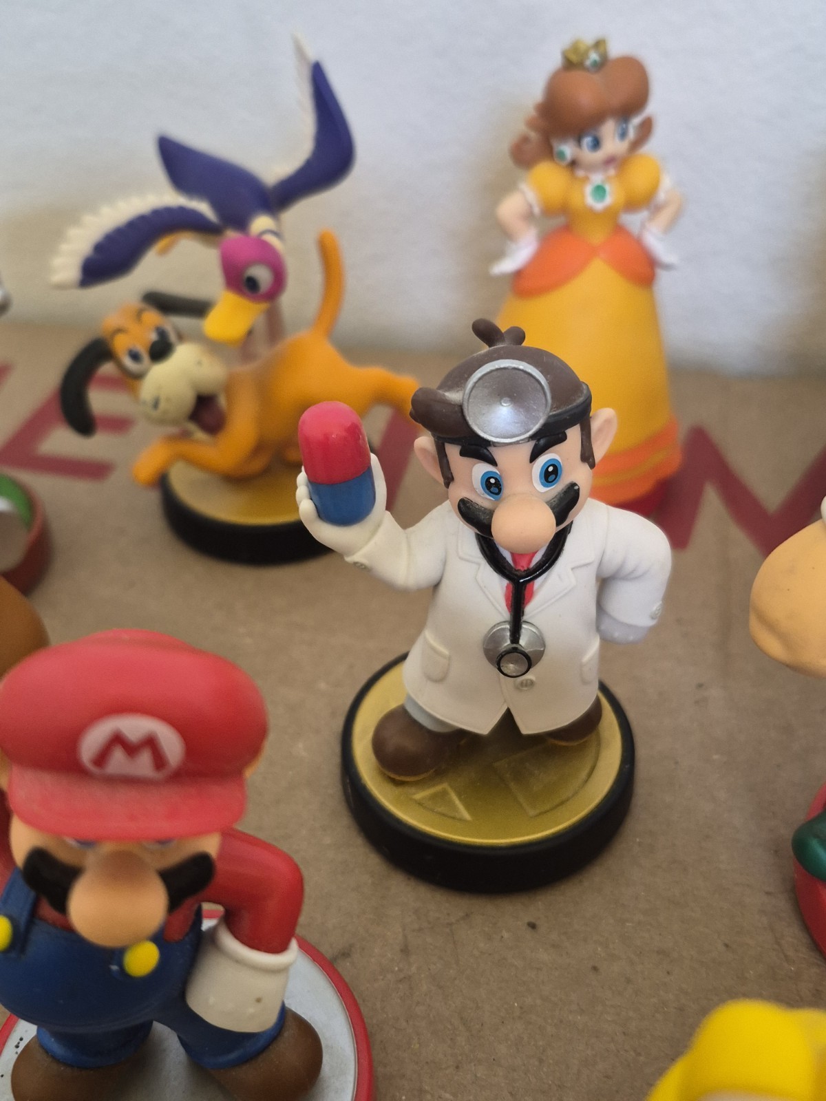 Nintendo Sega Amiibo Lot 12 Figures Dr Mario yoshi Duck Hunt Sonic Authentic