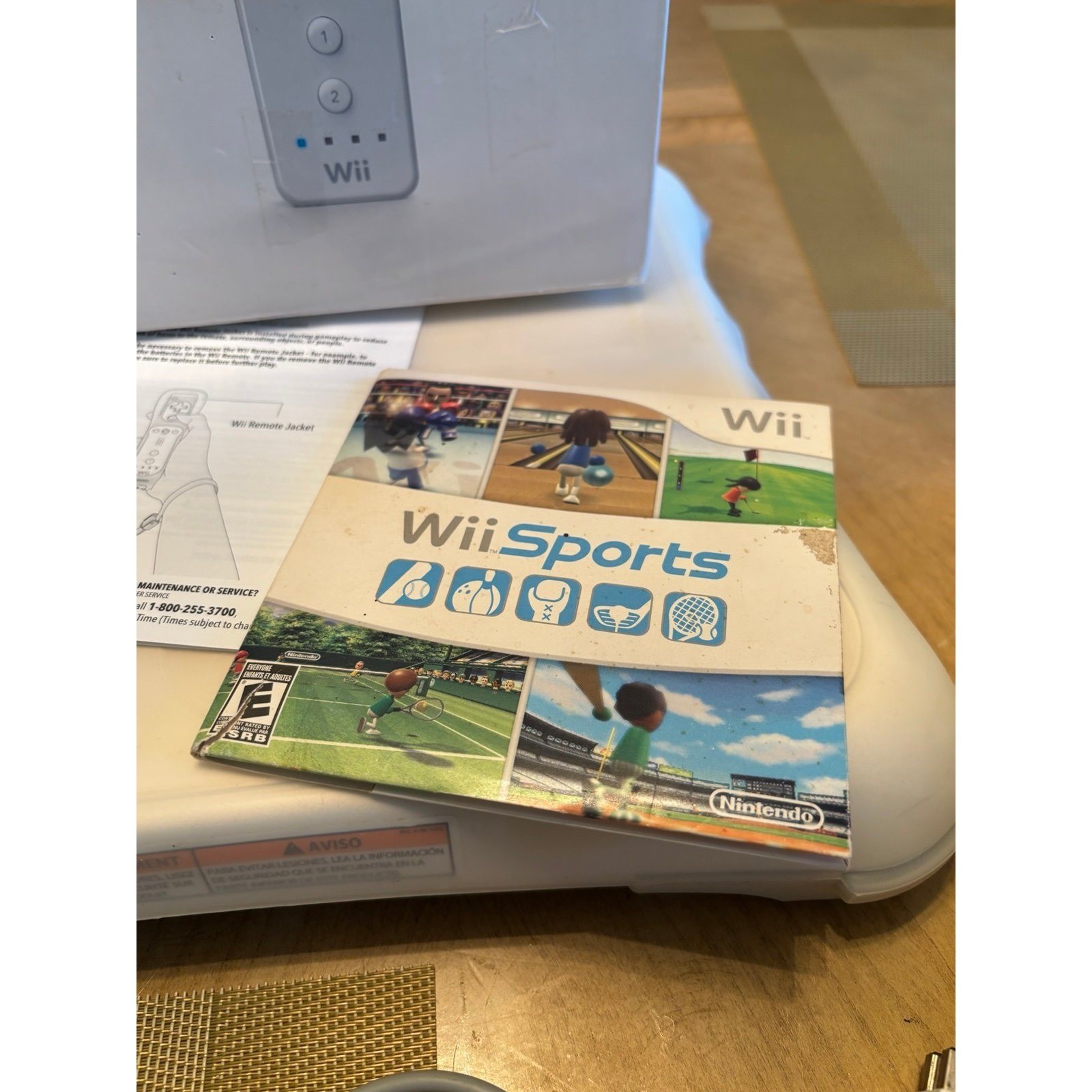 Huge Nintendo Wii Console bundle many items games w Wii sports 2 remotes Wow