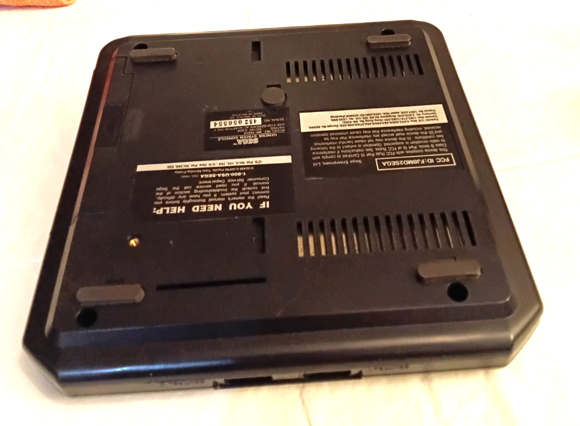Sega Genesis Console MK-1631A Complete Hook-Ups & Controller Work Perfectly!
