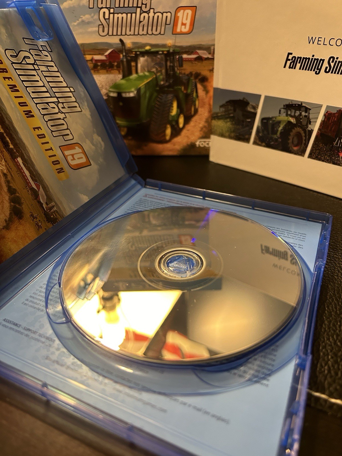 Farming Simulator 19 Premium Edition Bundle PS4