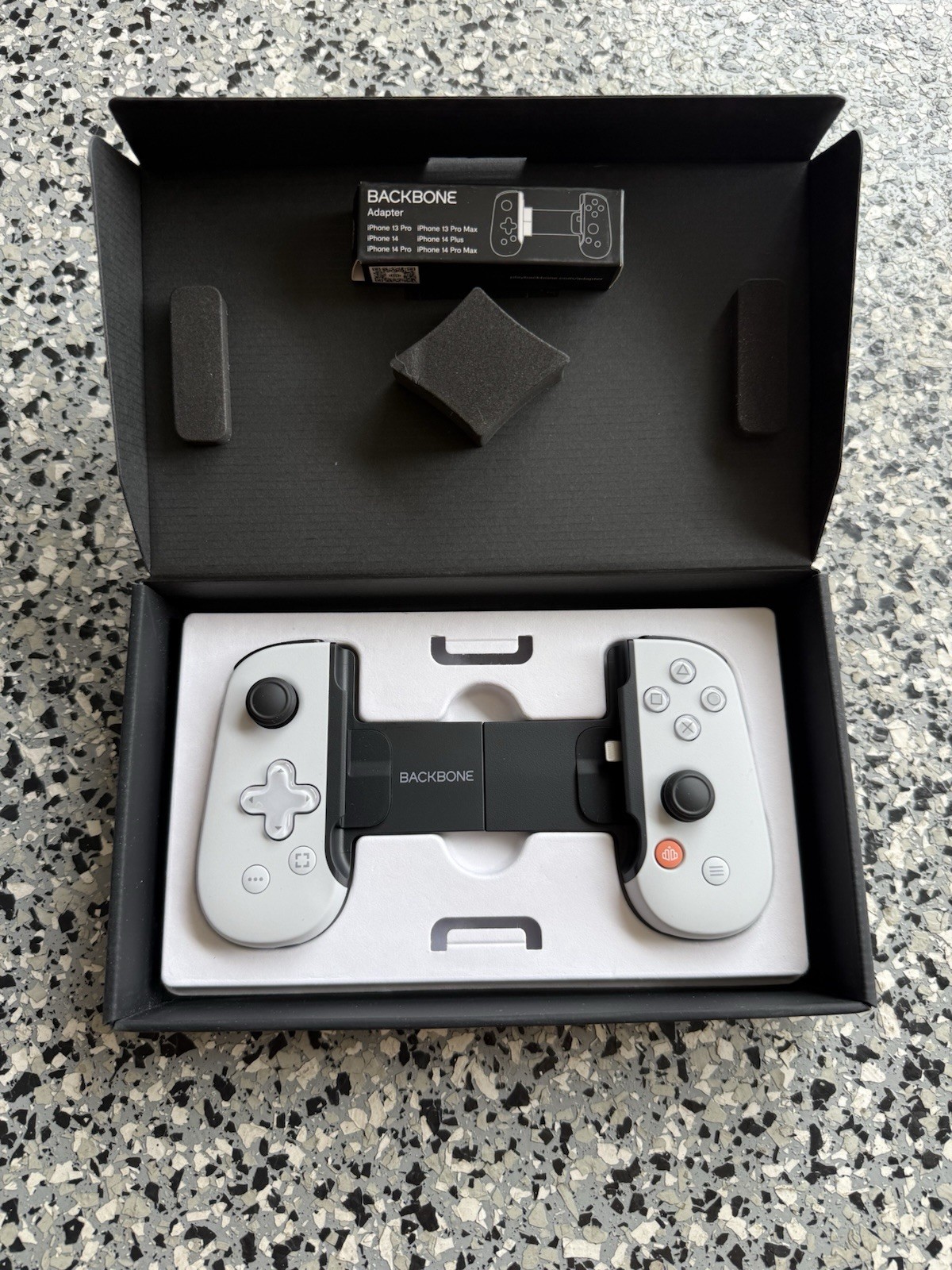 Backbone BB-51-P-WSW One PlayStation Edition (USB-C) – Mobile Gaming Controller,