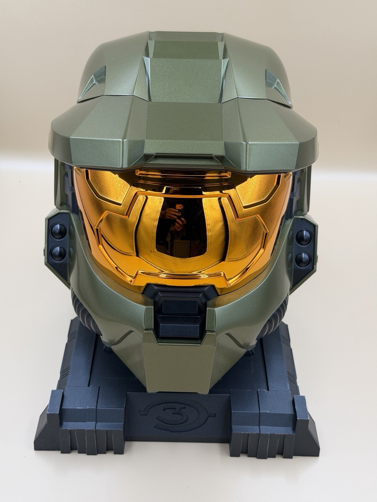 Halo 3 Legendary Edition Xbox 360 Master Chief Helmet Stand Box *Missing game*