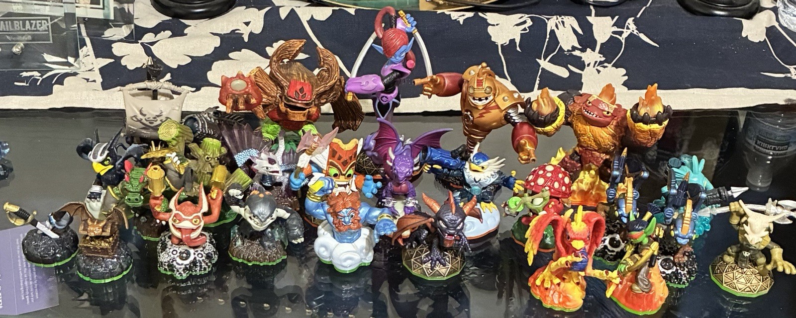 Skylanders Mega Lot (25+ Figures) Spyro’s Adventure + Giants + Magic Items