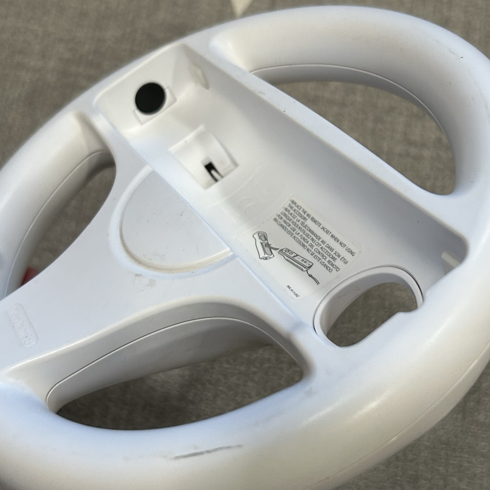 Genuine Nintendo Wii Steering Wheel Accessory RVL-024 White for Mario Kart Wii