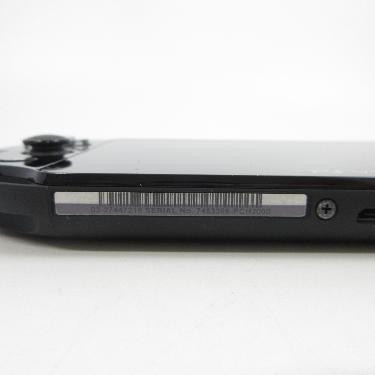 【Excellent】Sony PS Vita PCH-2000 Black Wi-Fi Model Console only #NET08/0614/07