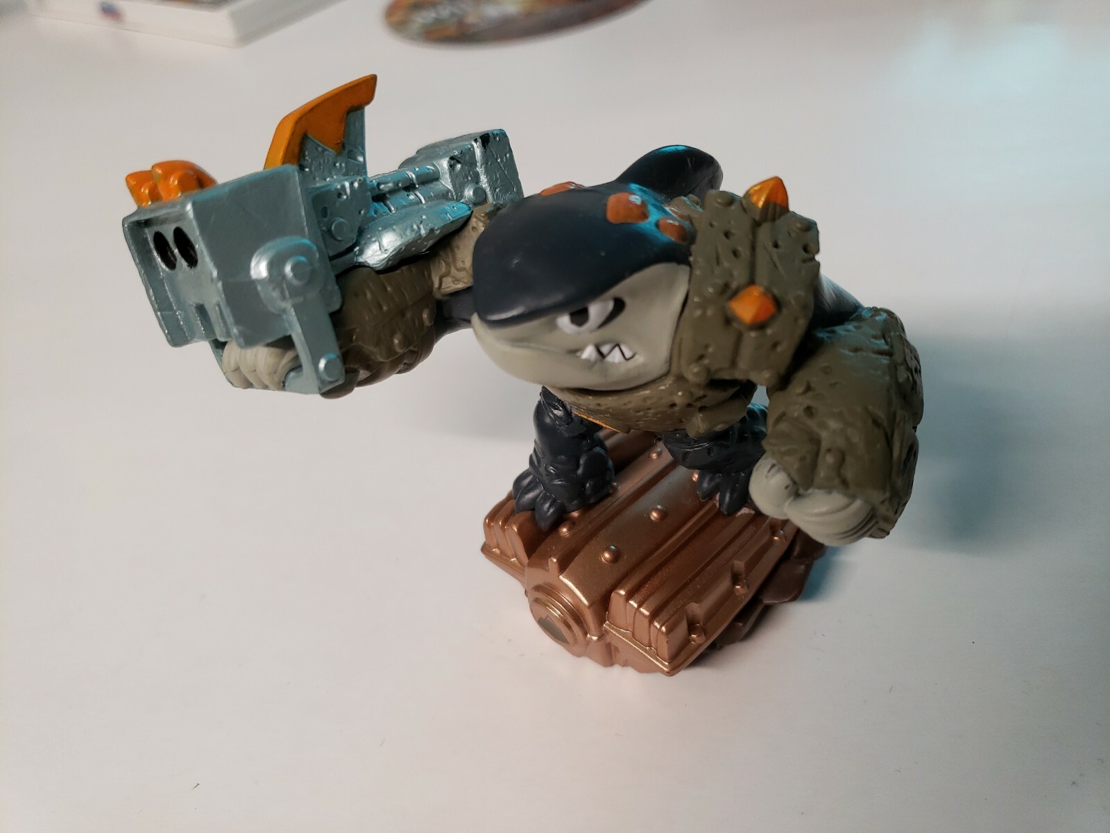 Skylanders SuperChargers Smash Hit Character and vehicle Shark theme (Lot of 2)