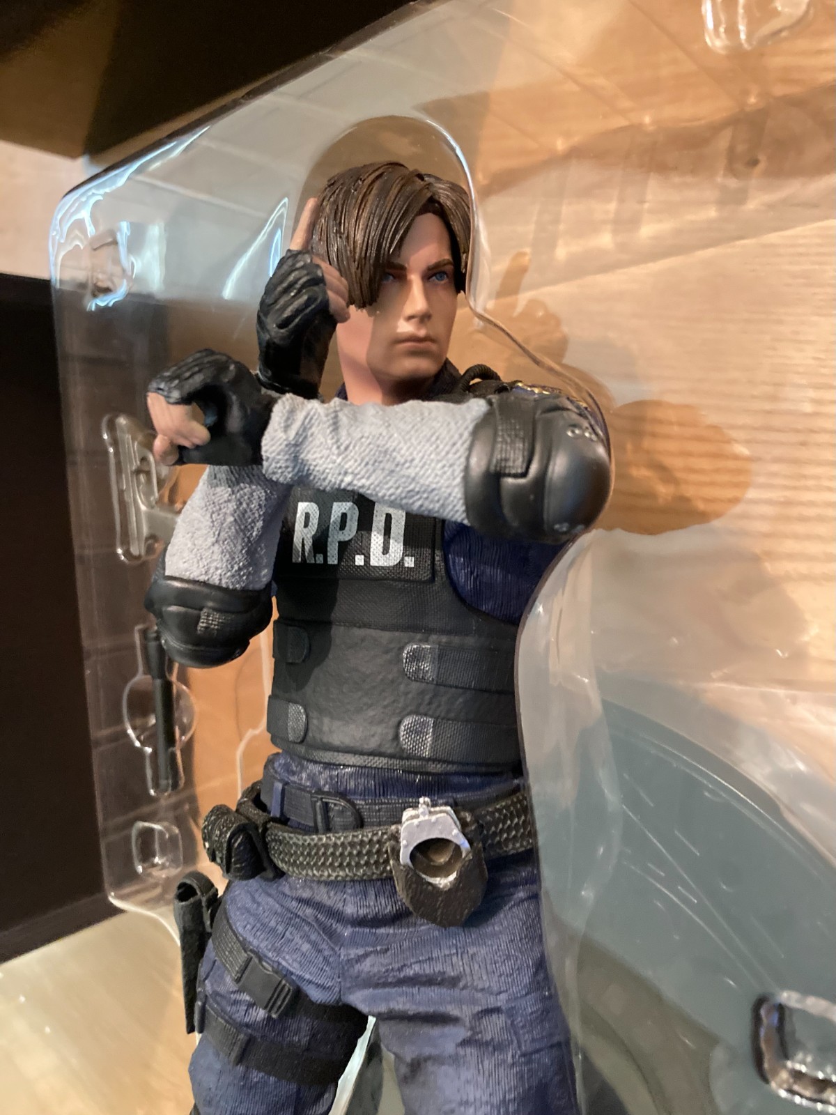 Resident Evil 2 Collector’s Edition PS4 Biohazard Leon S Kennedy Figure Official