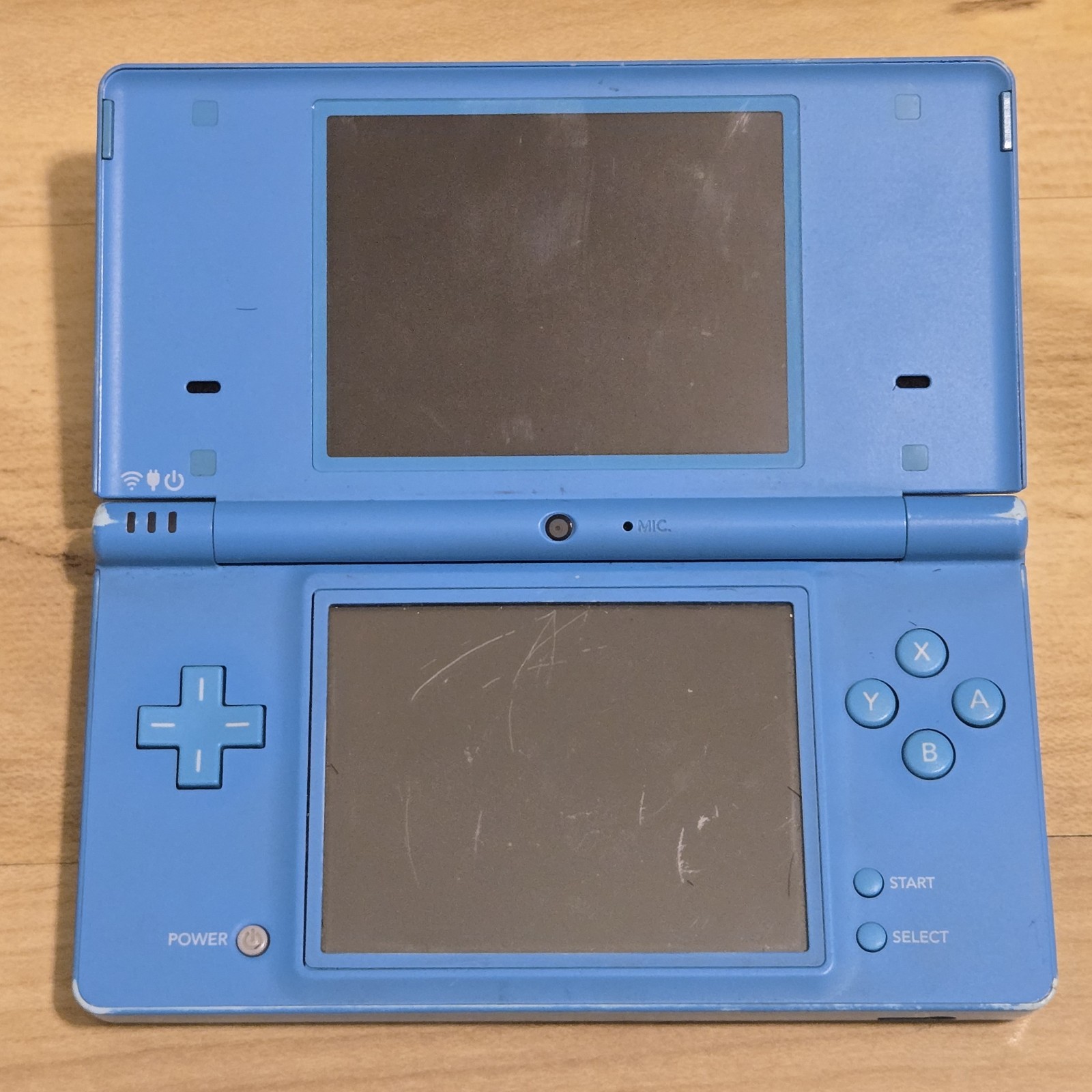 Nintendo DSi Light Blue System w/ Charger, Stylus, Case, Nerf Cover & SD Card