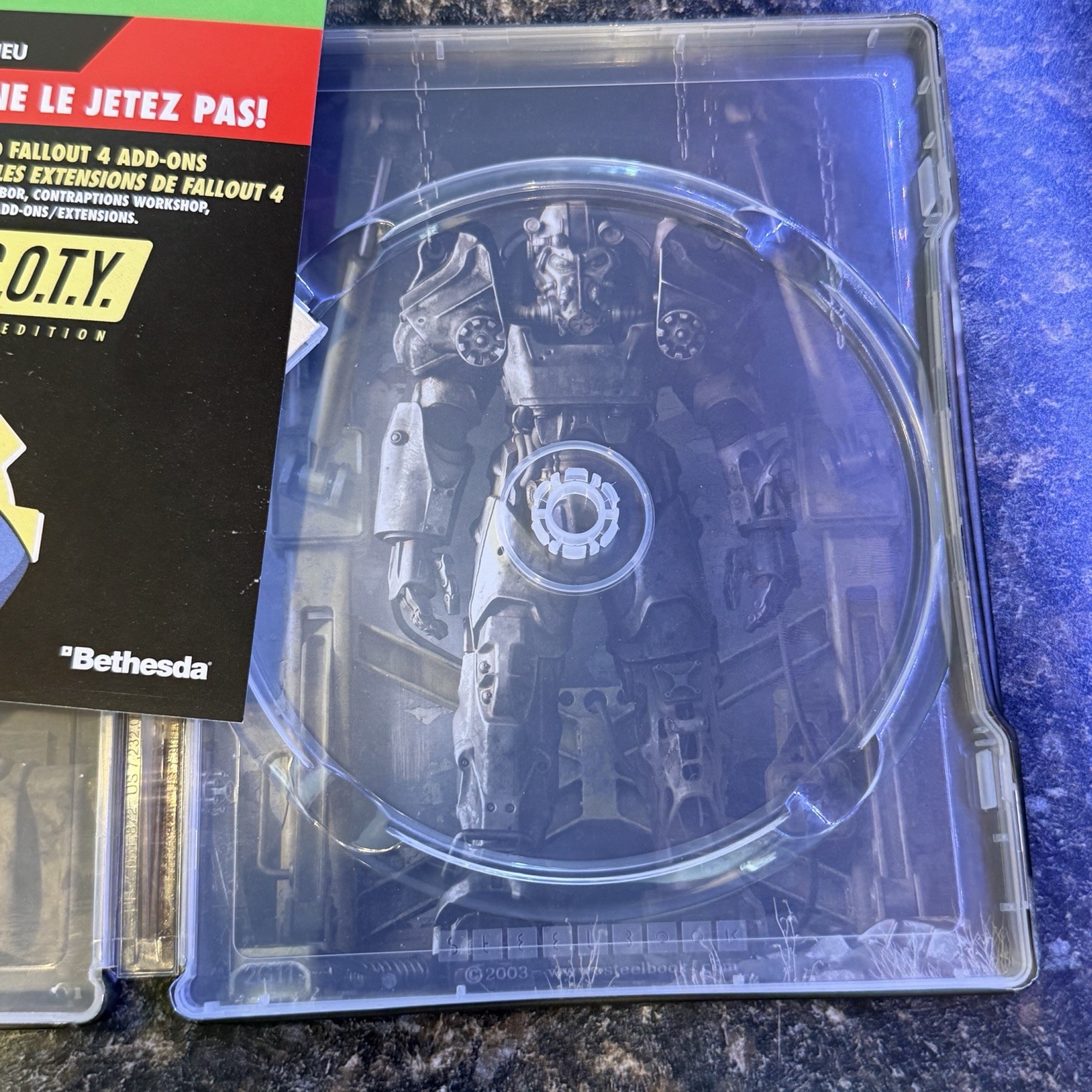 Fallout 4 (Microsoft Xbox One) Collector’s Steelbook Edition No Disc Broken Tab