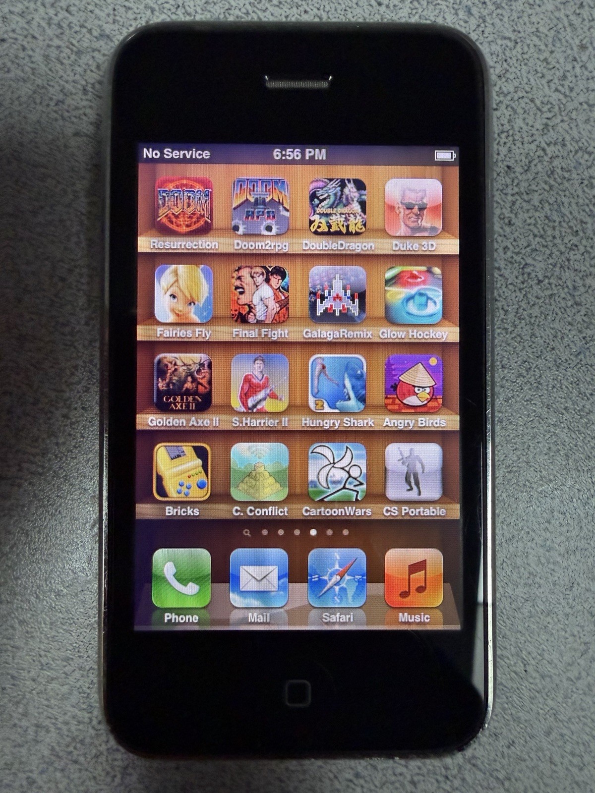 80 Games iPhone 3GS 8GB AT&T Rare Games Voltron Resident Evil Retro