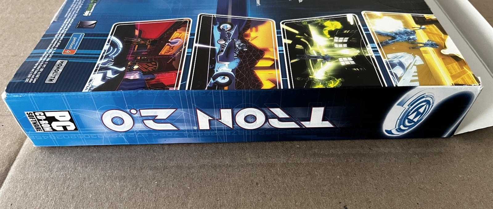 BIG BOX Tron 2.0 (PC, 2003) PC CD-ROM Game 2003