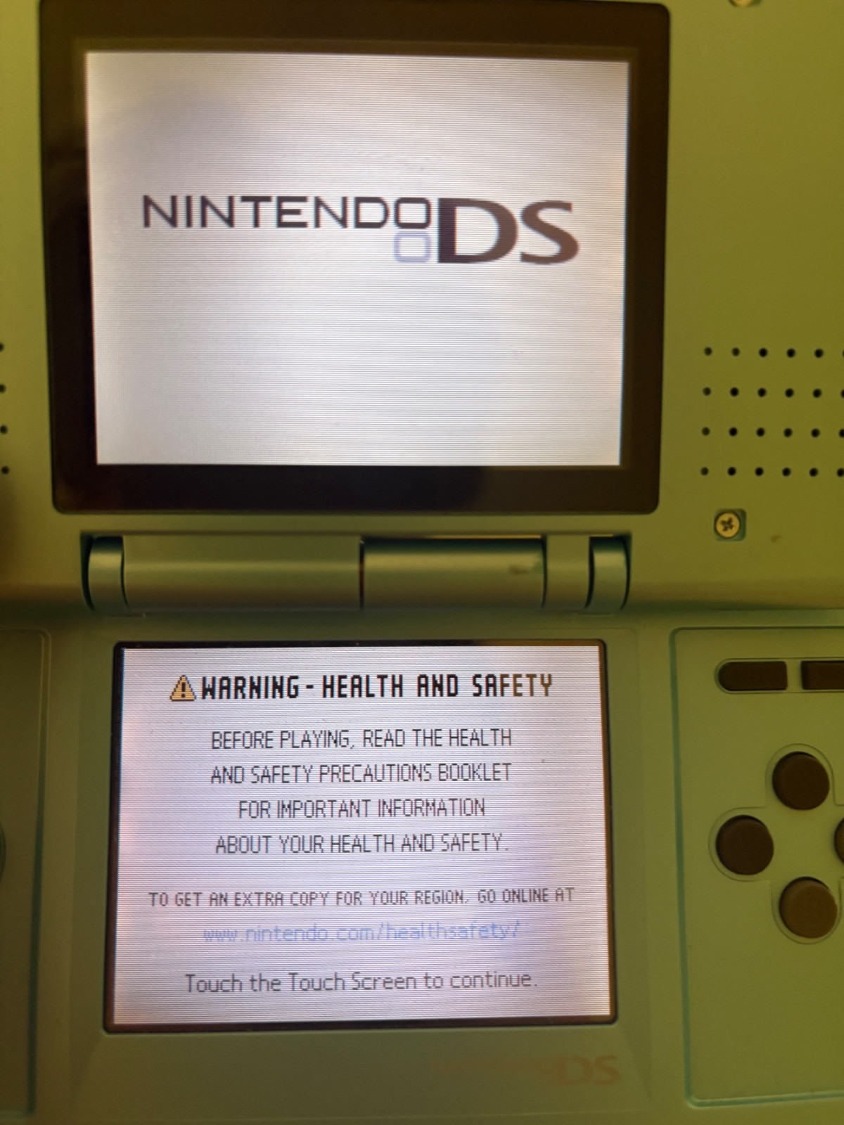 Nintendo DS Turquoise Blue Handheld System- Great Condition!- TESTED&WORKS (8D)