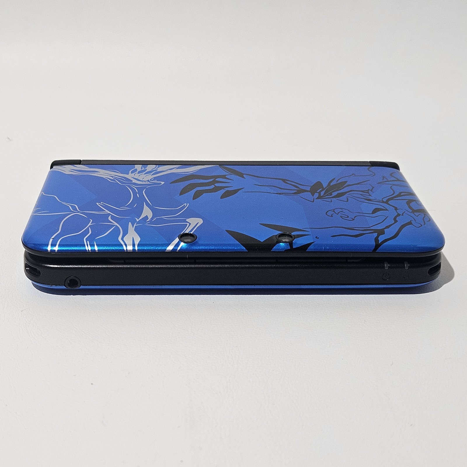 USA Nintendo 3DS XL Pokémon X & Y Blue Version Handheld System Bad Charging Port