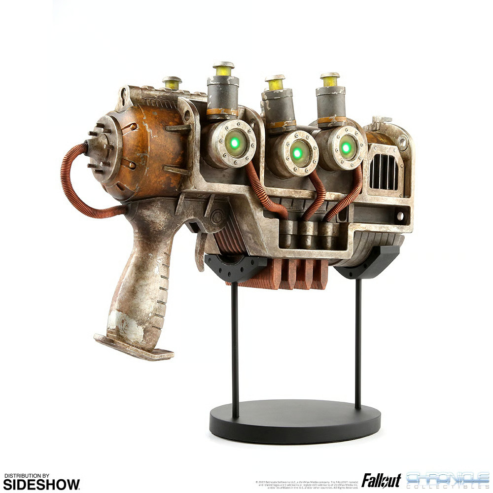 Fallout Plasma Pistol – 1:1 scale ThinkGeek exclusive