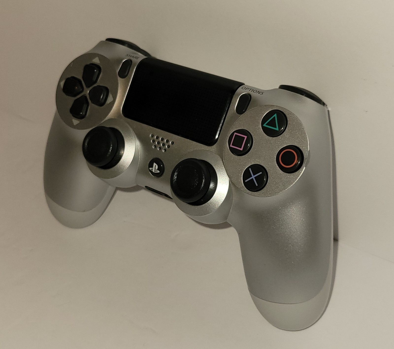 Sony PlayStation 4 Wireless Controller Silver, DualShock 4, Cleaned Tested