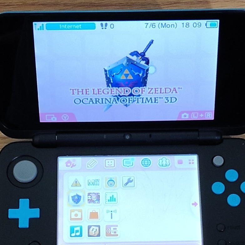 “New” Nintendo 2DS XL w/ 4GB microSD, Volume Slider Issues, Scuffed Touch Screen