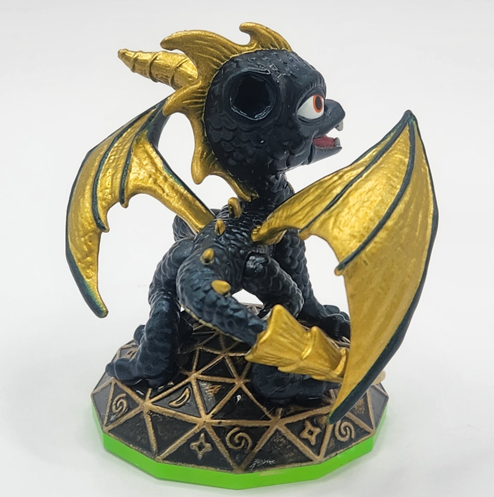 Skylanders Series 1 Legendary Spyro – SSA – Cosmetic Damage – Tested and Working