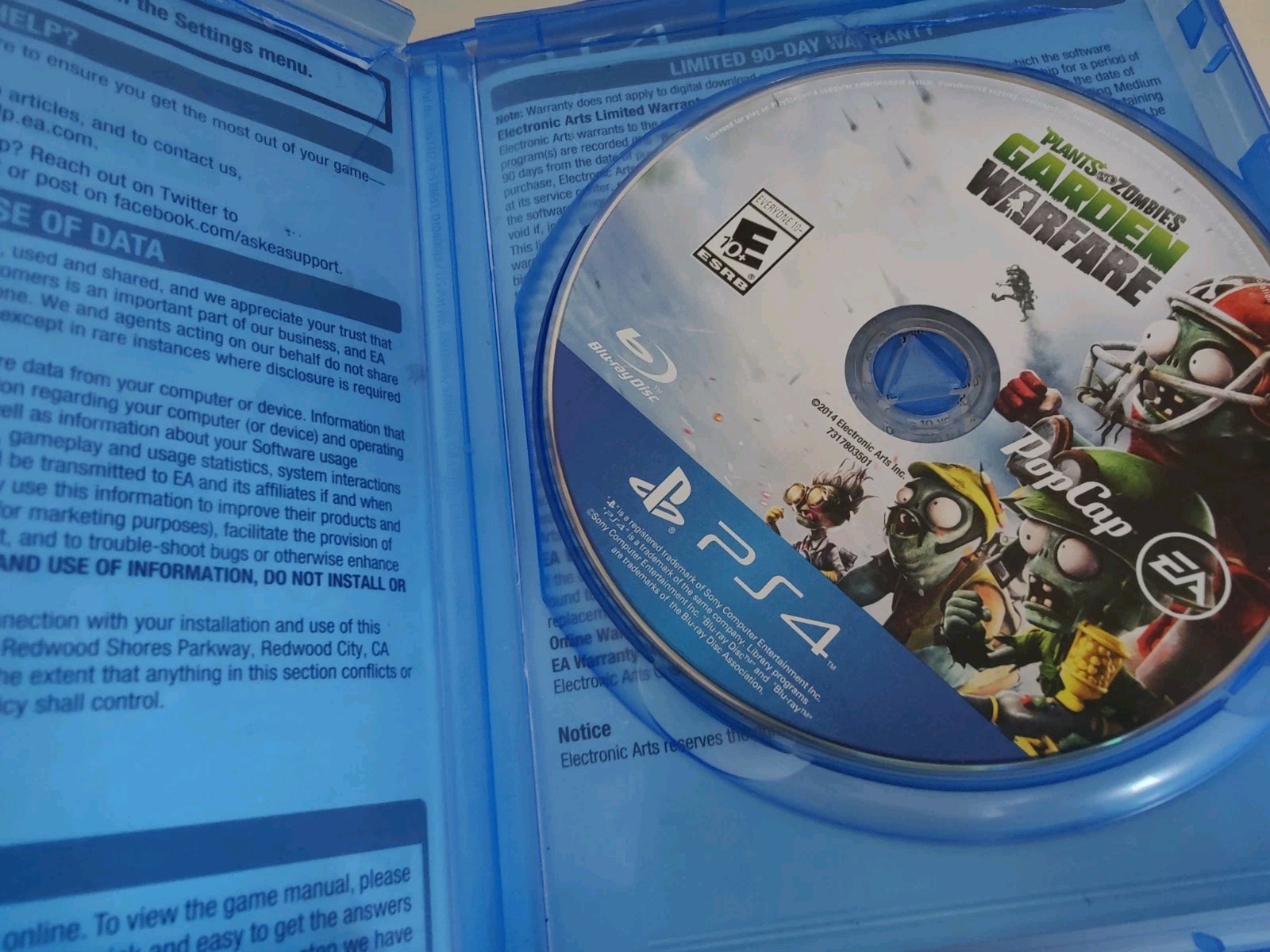 PS4 Games Dark Souls 3, Dragonball Xenoverse, Plants vs Zombies Garden Warfare