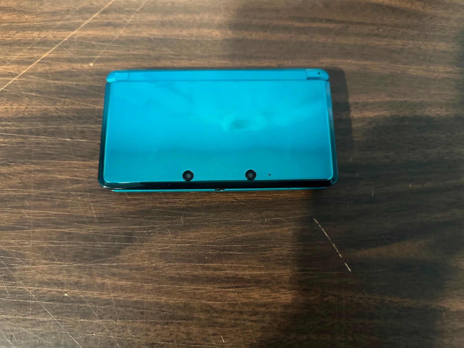 Nintendo 3DS Excellent Condition with Stylus, Memory card and Charger -Aqua Blue