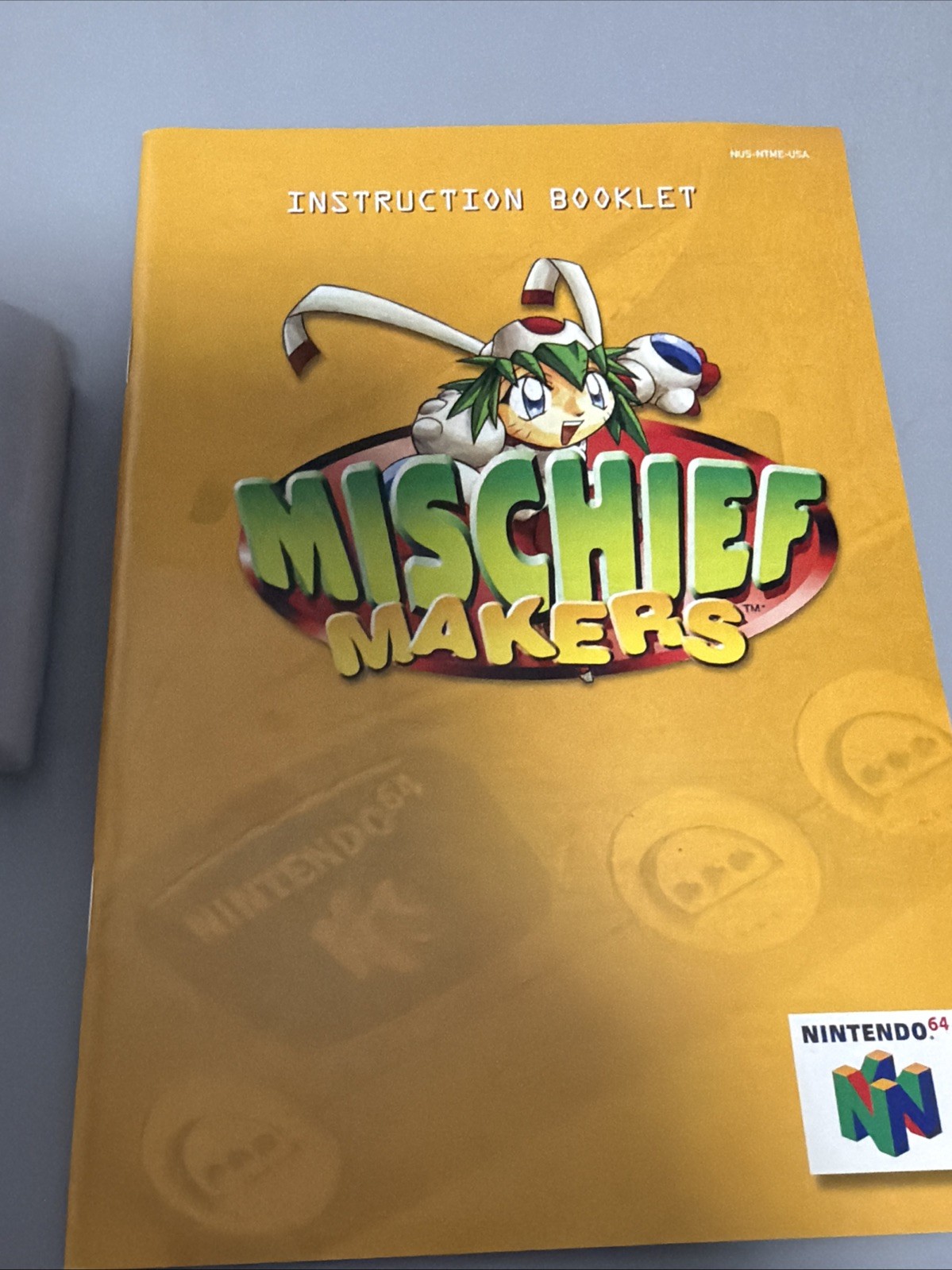 Mischief Makers Nintendo 64 1997 N64 w/ Manual Authentic Tested *GREAT LABLE*