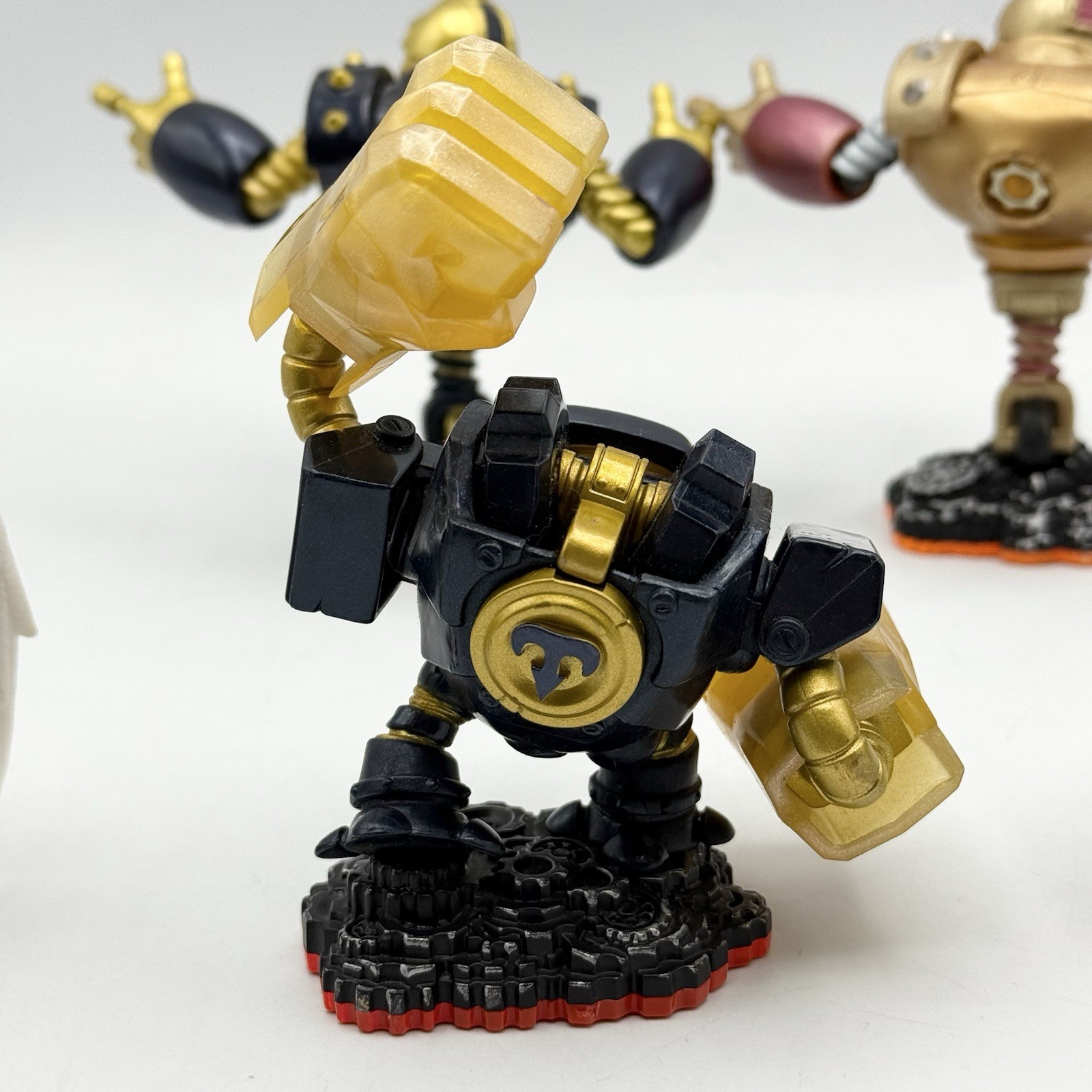 5 Skylanders Lot: Bouncer & Legendary Bouncer, Jawbreaker, Free Ranger, Mirror