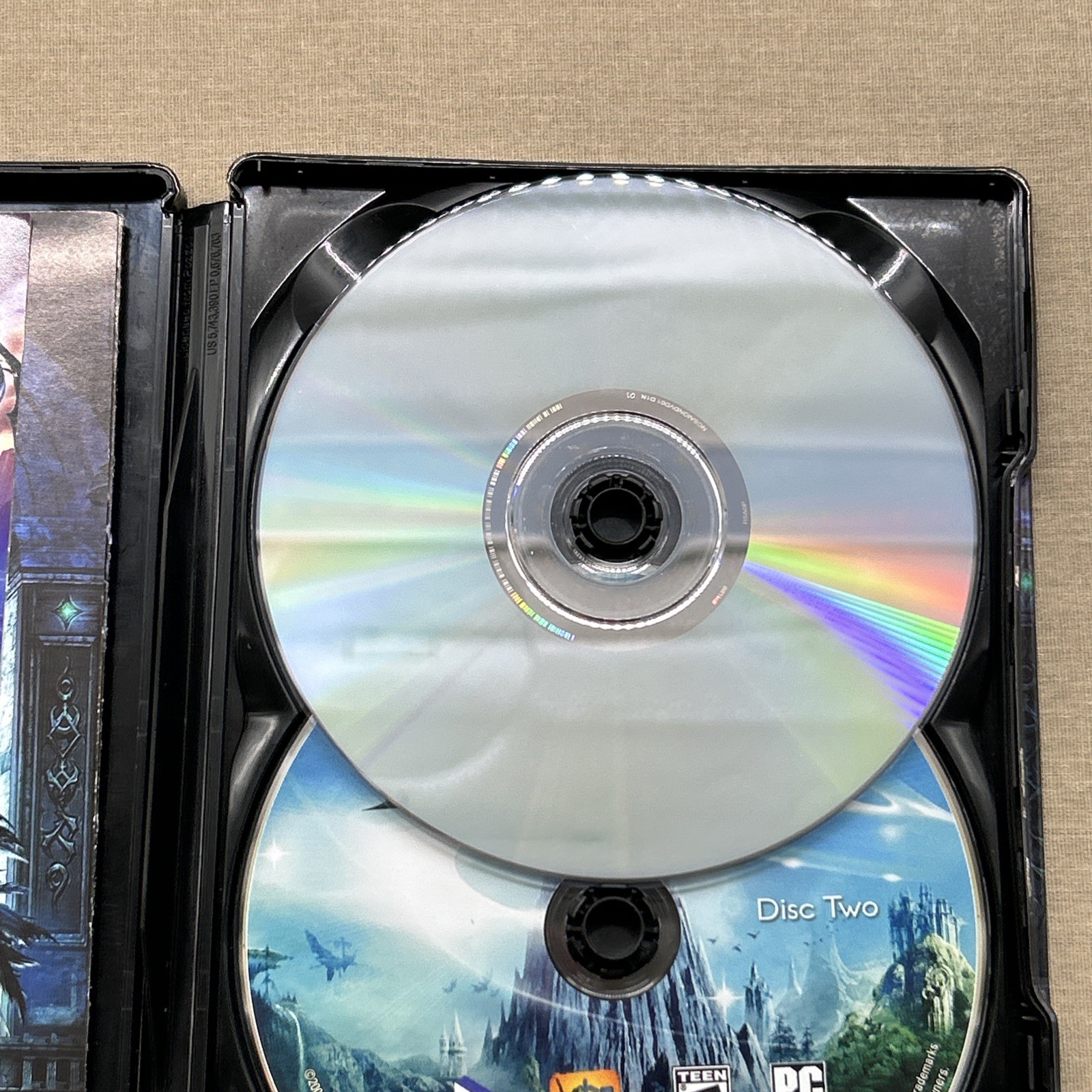 Aion (PC 2009 DVD-ROM 2-Disc STEELBOOK) Complete MMORPG Strategy Adventure Game