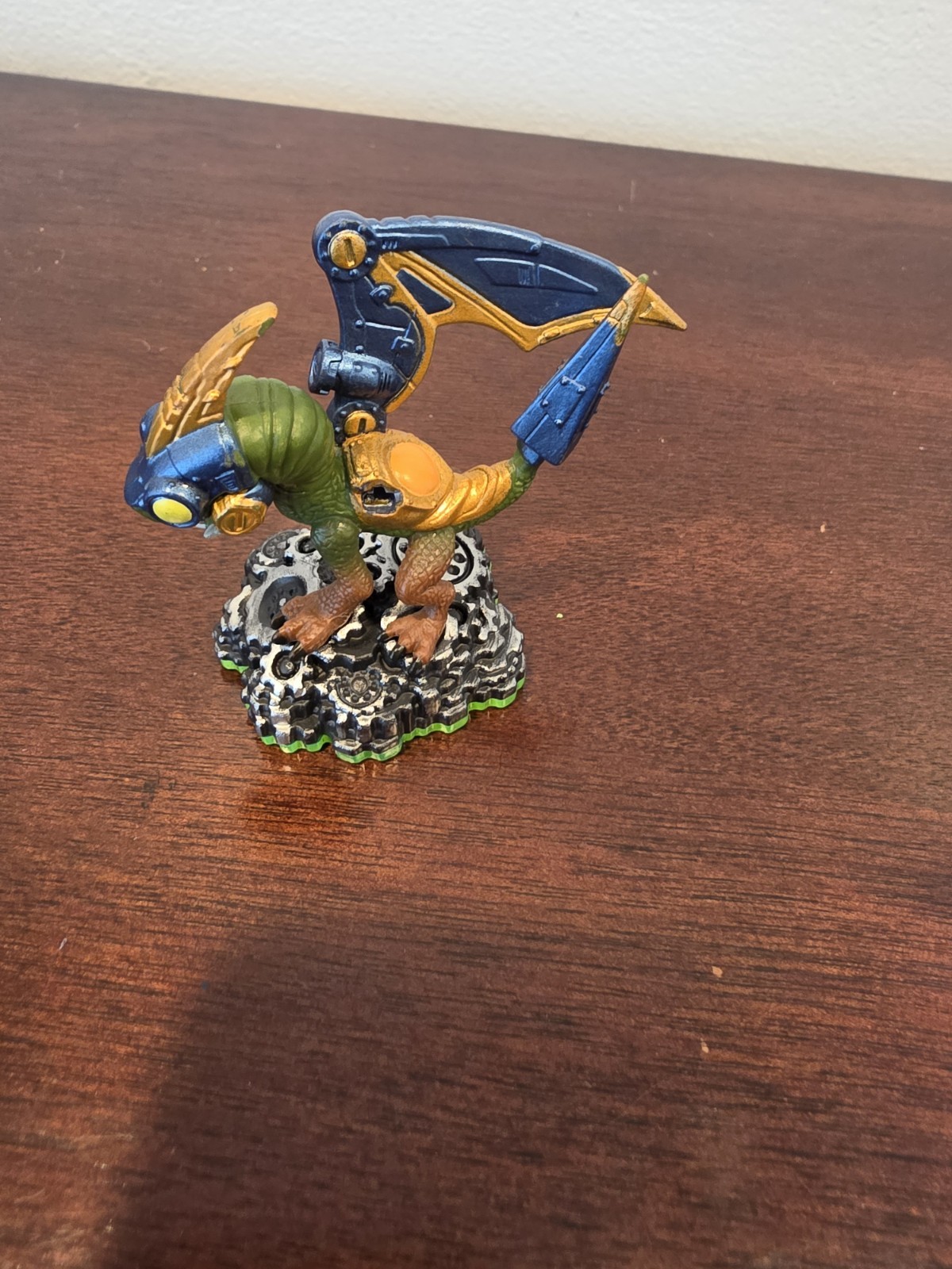 2011 Activision Skylanders Drobot Series 1 Figure Missing Wing As Is