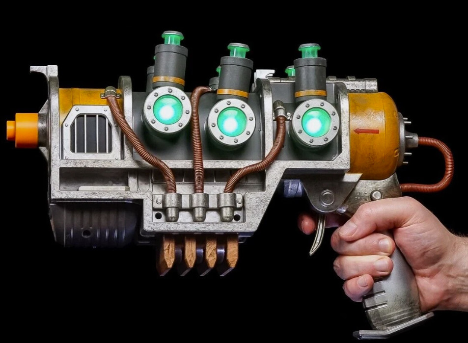 Bethesda Fallout Plasma Pistol Replica Prop Cosplay Chronicle Collectibles New