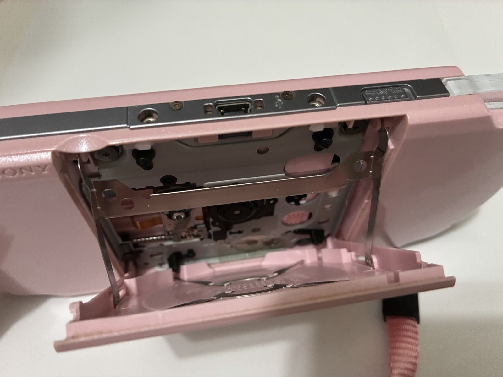 Sony PSP-3000 Blossom Pink Region Free with Charger Case