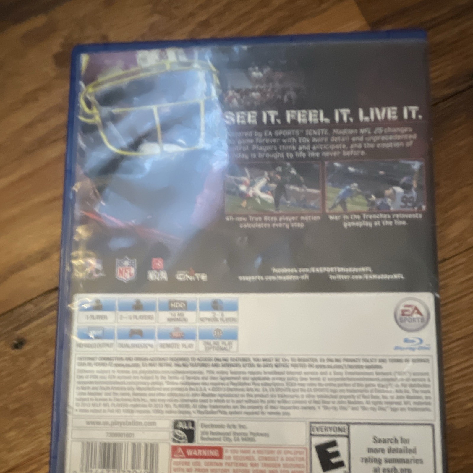 EA SPORTS Madden NFL 25 PS4 Sports/American Football E-Everyone 2014 w/ Case