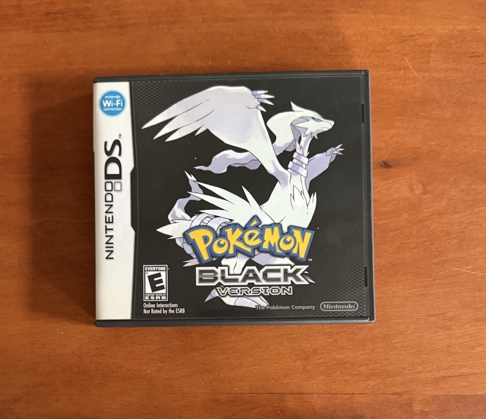 Pokemon Black Version (Nintendo DS) Case Manual & Inserts Only – Excellent