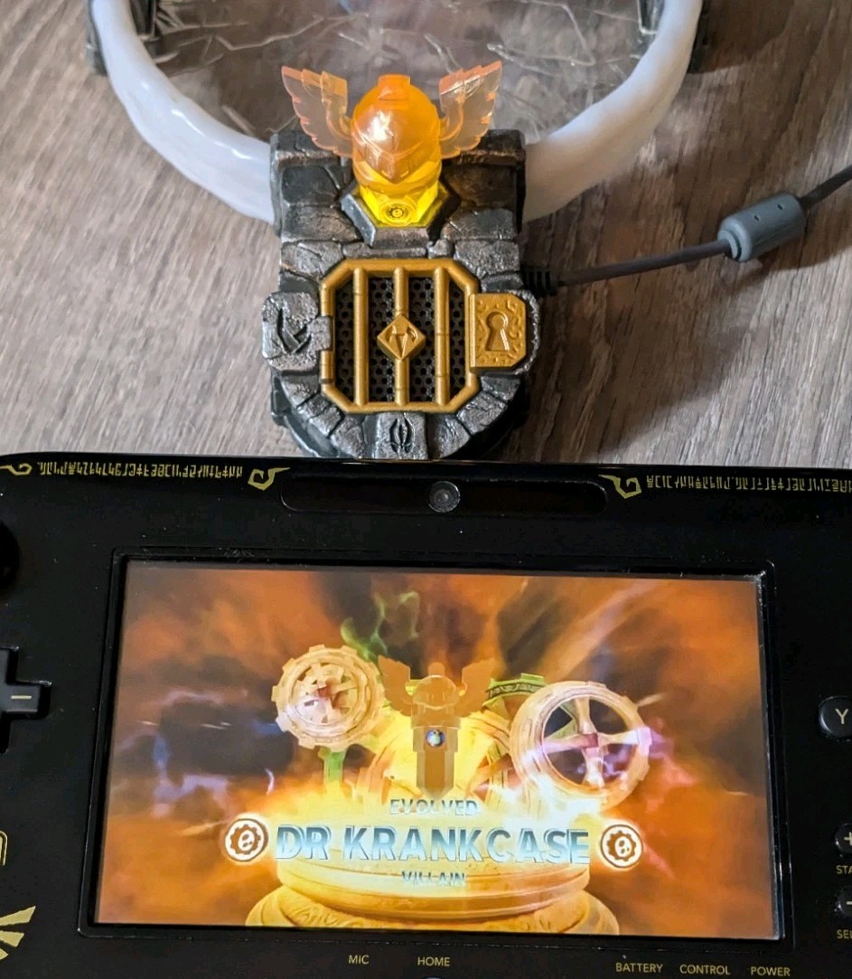 Skylanders Trap Team Tech Flying Helmet Trap – Dr. Krankcase