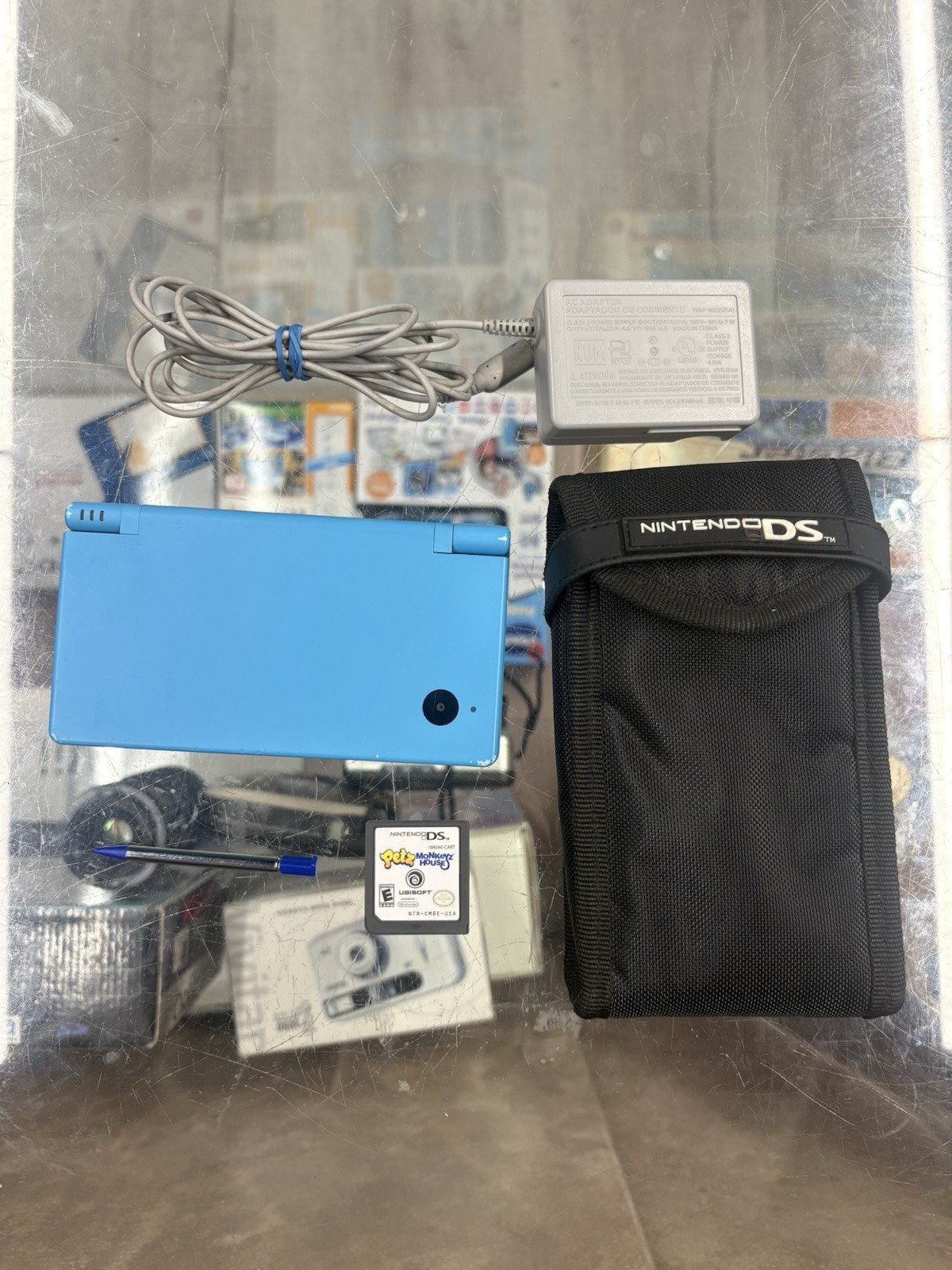 Nintendo DSi Blue Handheld TWL-001 w/ Charger, Stylus, Case, Petz Game – Tested