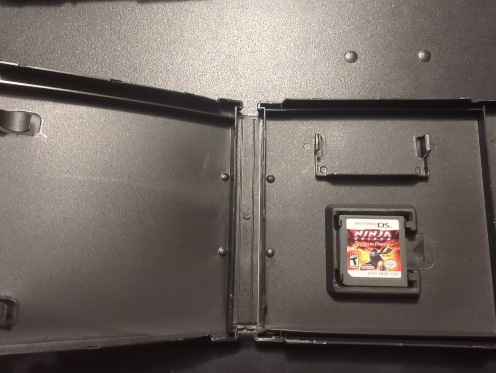 Ninja Gaiden: Dragon Sword – Tecmo / Nintendo DS / Authentic Game Tested Works
