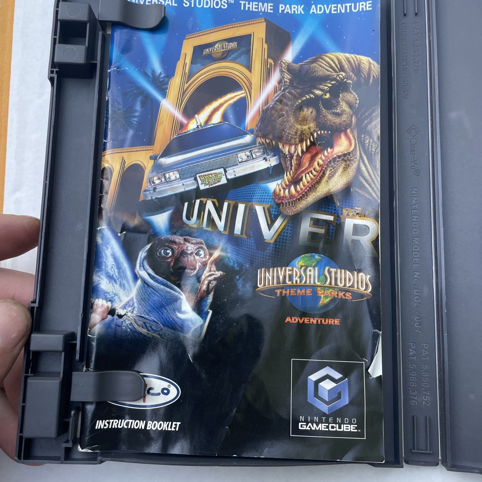 Nintendo Gamecube Universal Studios: Theme Park Adventure Game w/ Manual & Case